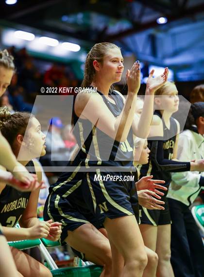 Thumbnail 1 in East Central vs Noblesville (Hall of Fame Classic) photogallery.