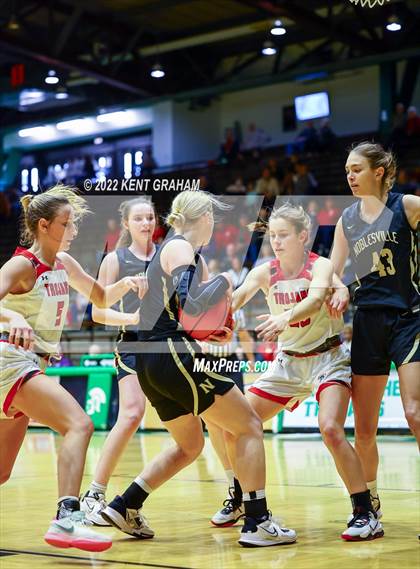 Thumbnail 2 in East Central vs Noblesville (Hall of Fame Classic) photogallery.
