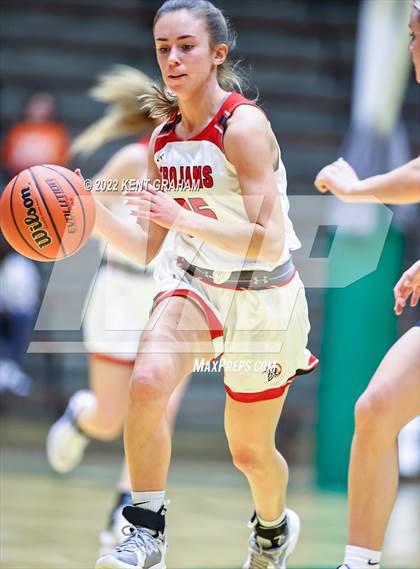 Thumbnail 2 in East Central vs Noblesville (Hall of Fame Classic) photogallery.