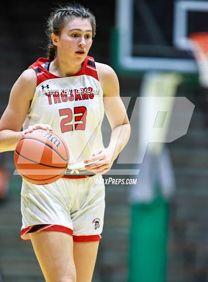 Thumbnail 2 in East Central vs Noblesville (Hall of Fame Classic) photogallery.