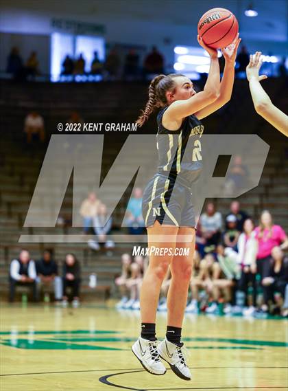 Thumbnail 3 in East Central vs Noblesville (Hall of Fame Classic) photogallery.