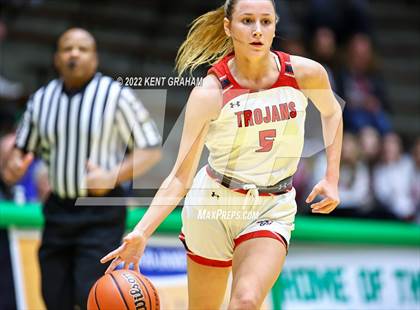 Thumbnail 1 in East Central vs Noblesville (Hall of Fame Classic) photogallery.
