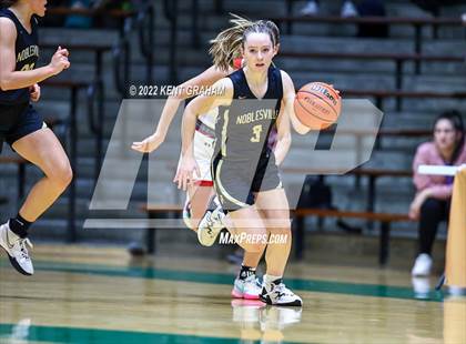 Thumbnail 1 in East Central vs Noblesville (Hall of Fame Classic) photogallery.