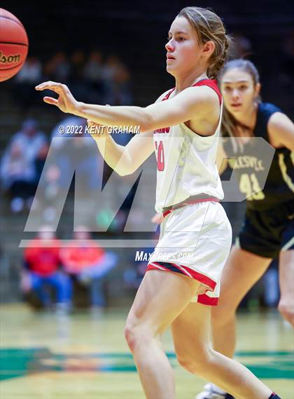 Thumbnail 3 in East Central vs Noblesville (Hall of Fame Classic) photogallery.