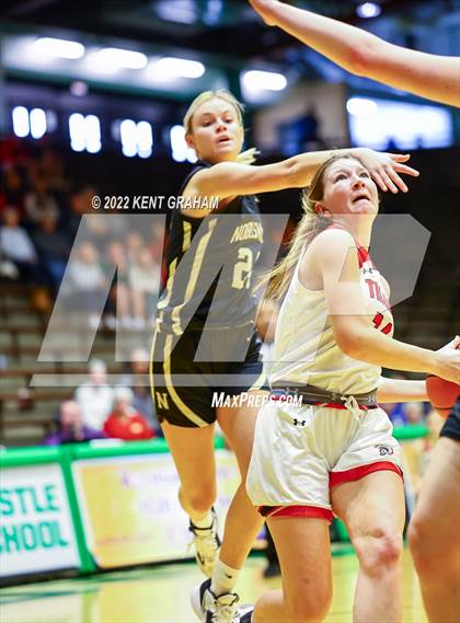 Thumbnail 3 in East Central vs Noblesville (Hall of Fame Classic) photogallery.