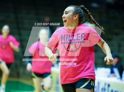 Thumbnail 3 in East Central vs Noblesville (Hall of Fame Classic) photogallery.