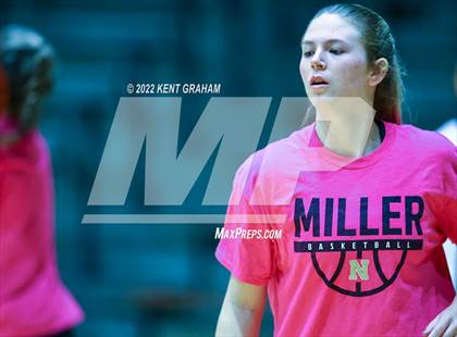 Thumbnail 2 in East Central vs Noblesville (Hall of Fame Classic) photogallery.