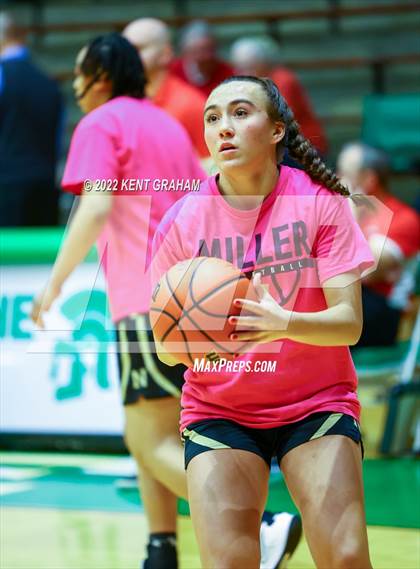 Thumbnail 3 in East Central vs Noblesville (Hall of Fame Classic) photogallery.