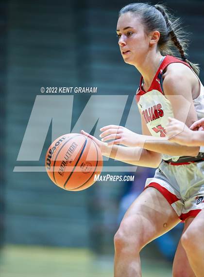 Thumbnail 3 in East Central vs Noblesville (Hall of Fame Classic) photogallery.