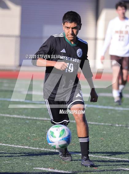 Thumbnail 3 in Mission Vista vs. Francis Parker (Patriot Cup) photogallery.