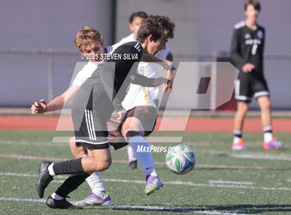 Thumbnail 3 in Mission Vista vs. Francis Parker (Patriot Cup) photogallery.