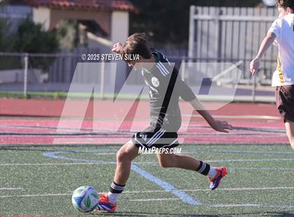 Thumbnail 3 in Mission Vista vs. Francis Parker (Patriot Cup) photogallery.