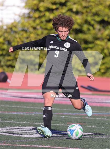 Thumbnail 2 in Mission Vista vs. Francis Parker (Patriot Cup) photogallery.