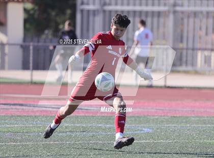 Thumbnail 2 in Mission Vista vs. Francis Parker (Patriot Cup) photogallery.