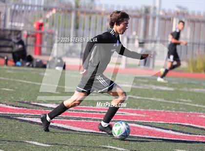 Thumbnail 2 in Mission Vista vs. Francis Parker (Patriot Cup) photogallery.