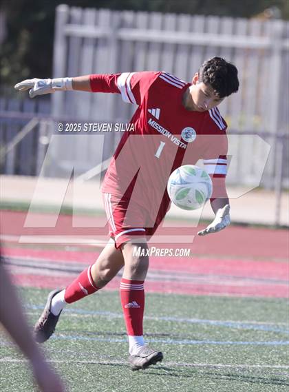 Thumbnail 2 in Mission Vista vs. Francis Parker (Patriot Cup) photogallery.