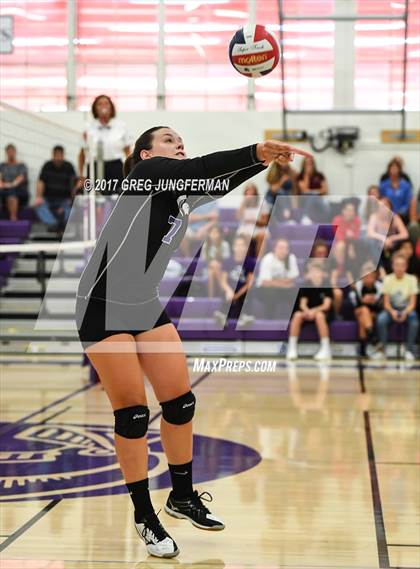 Thumbnail 1 in Montgomery @ Petaluma photogallery.