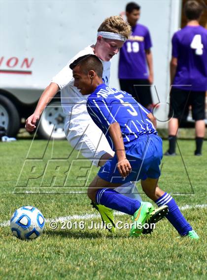 Thumbnail 1 in Bloomfield vs Lovington (Aztec Invitational) photogallery.