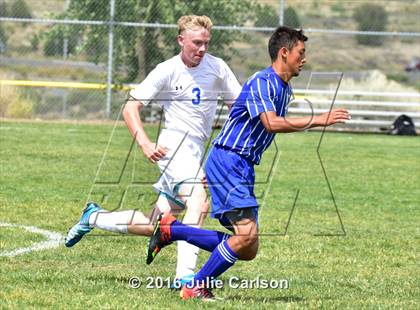 Thumbnail 1 in Bloomfield vs Lovington (Aztec Invitational) photogallery.