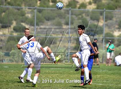 Thumbnail 1 in Bloomfield vs Lovington (Aztec Invitational) photogallery.