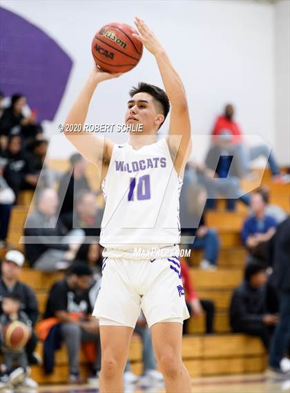 Thumbnail 3 in Franklin vs. Woodcreek (CIF SJS D1 Playoffs) photogallery.