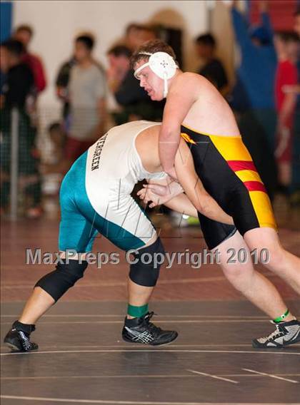 Thumbnail 1 in CIF CCS Masters Championships (Day 1 - Round 2) photogallery.