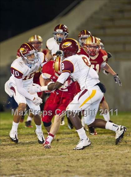 Thumbnail 1 in Centennial vs. Clovis West (CIF CS Playoffs) photogallery.
