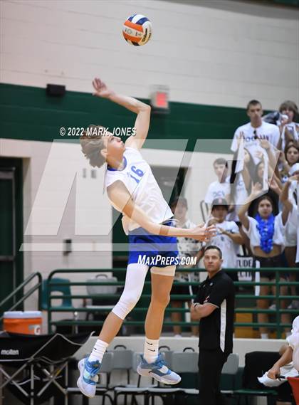 Thumbnail 3 in O'Connor vs. Highland (AIA 6A Final) photogallery.