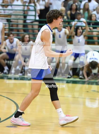 Thumbnail 3 in O'Connor vs. Highland (AIA 6A Final) photogallery.