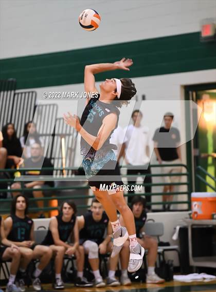 Thumbnail 2 in O'Connor vs. Highland (AIA 6A Final) photogallery.