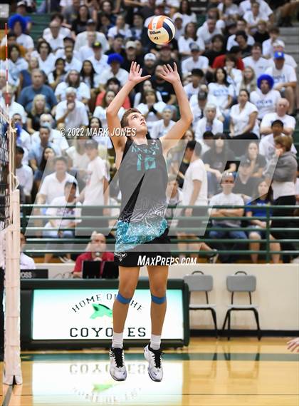 Thumbnail 3 in O'Connor vs. Highland (AIA 6A Final) photogallery.