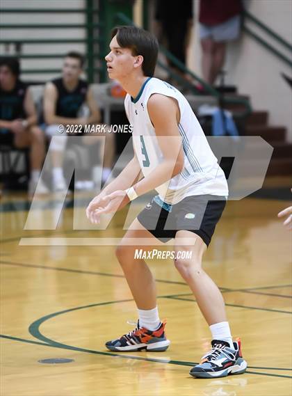 Thumbnail 2 in O'Connor vs. Highland (AIA 6A Final) photogallery.