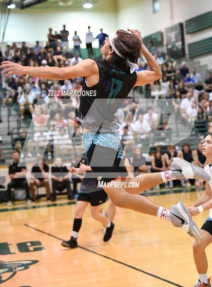 Thumbnail 2 in O'Connor vs. Highland (AIA 6A Final) photogallery.