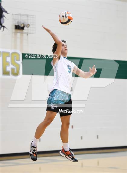 Thumbnail 2 in O'Connor vs. Highland (AIA 6A Final) photogallery.