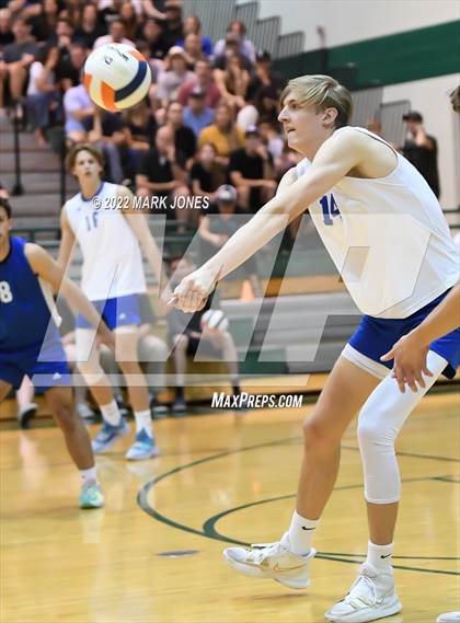 Thumbnail 1 in O'Connor vs. Highland (AIA 6A Final) photogallery.