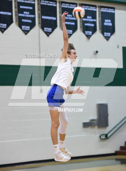 Thumbnail 3 in O'Connor vs. Highland (AIA 6A Final) photogallery.
