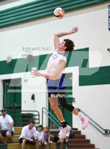 Thumbnail 2 in O'Connor vs. Highland (AIA 6A Final) photogallery.