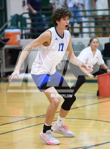 Thumbnail 1 in O'Connor vs. Highland (AIA 6A Final) photogallery.