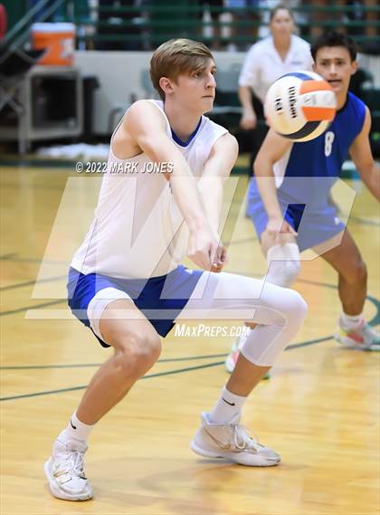 Thumbnail 1 in O'Connor vs. Highland (AIA 6A Final) photogallery.