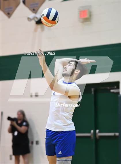 Thumbnail 1 in O'Connor vs. Highland (AIA 6A Final) photogallery.