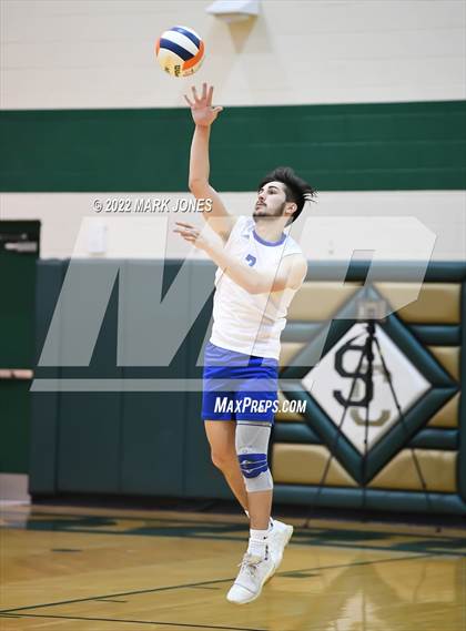 Thumbnail 3 in O'Connor vs. Highland (AIA 6A Final) photogallery.