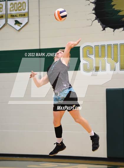 Thumbnail 1 in O'Connor vs. Highland (AIA 6A Final) photogallery.