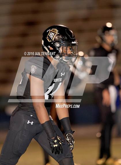 Thumbnail 3 in Servite vs. Bishop Amat photogallery.