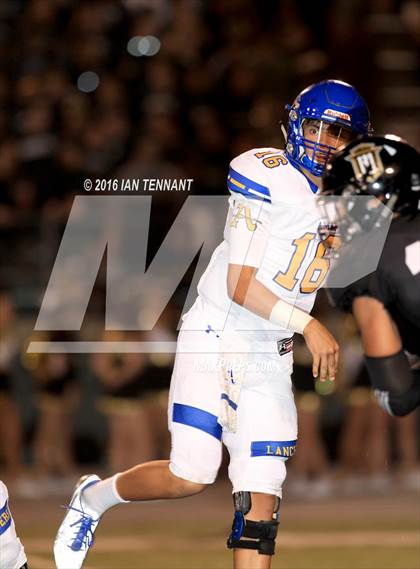 Thumbnail 3 in Servite vs. Bishop Amat photogallery.
