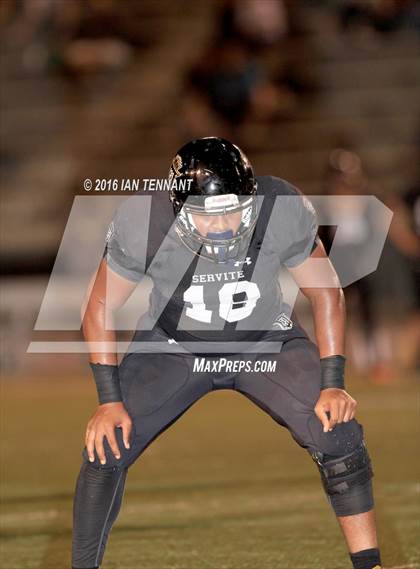 Thumbnail 3 in Servite vs. Bishop Amat photogallery.