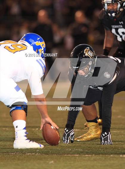Thumbnail 3 in Servite vs. Bishop Amat photogallery.