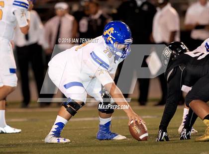 Thumbnail 2 in Servite vs. Bishop Amat photogallery.