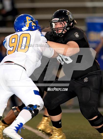 Thumbnail 1 in Servite vs. Bishop Amat photogallery.