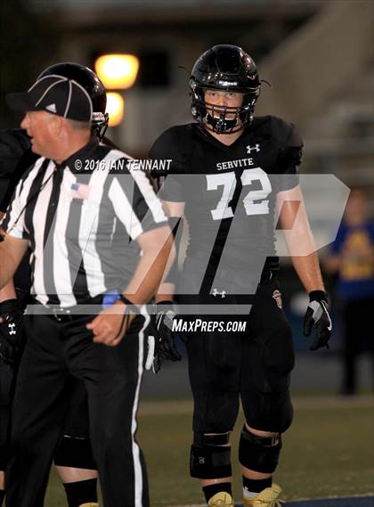 Thumbnail 3 in Servite vs. Bishop Amat photogallery.