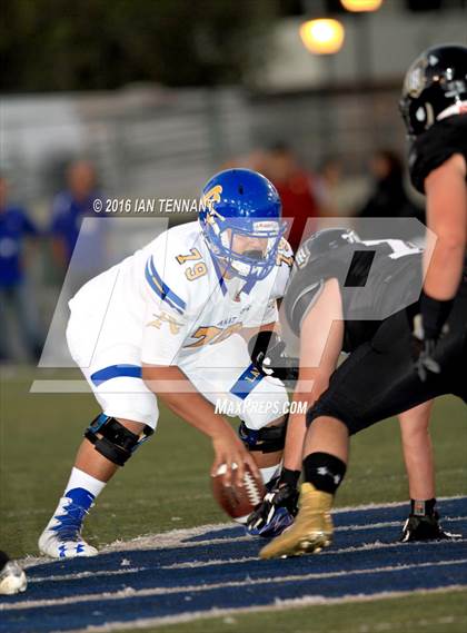 Thumbnail 2 in Servite vs. Bishop Amat photogallery.